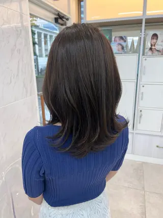 セミロング 中顔面短縮 顔まわり新田大翔のヘアスタイル