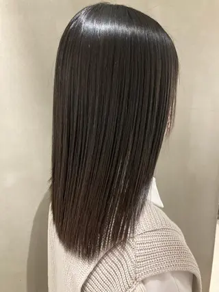 ミディアム Larry🌼中下 美香のヘアスタイル