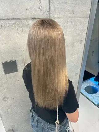 ロング カラー 🌈推し活ハイトーン 💫荒川結星のヘアスタイル