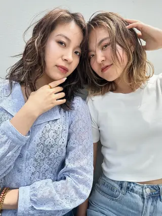 セミロング カラー 似合わせレイヤー 海外風レイヤーmioのヘアスタイル