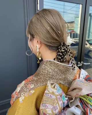 セミロング ヘアアレンジ 成松 勇治のヘアスタイル