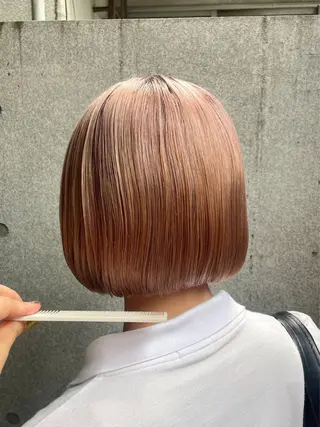 ショート レイヤー/透けカラー アレンジ/篠崎渚彩のヘアスタイル