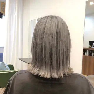 ミディアム カラー パーマ ヘアルーム カフーのヘアスタイル