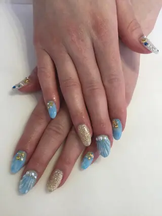 ネイル 💎🐰 saki. m 🐰💎のネイルデザイン