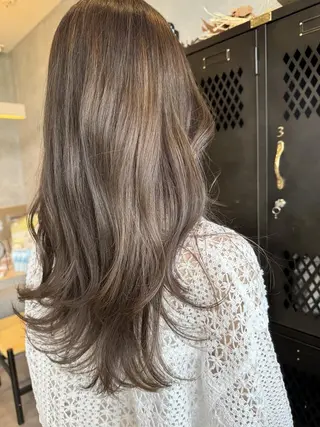 セミロング カラー ✨achieve hair✨のヘアスタイル