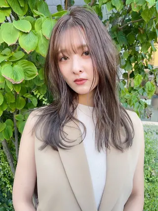 ミディアム カラー AiM 大名　似合わせカットのヘアスタイル
