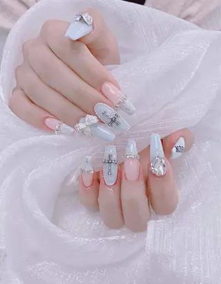 ネイル Anh 歌舞伎町のネイルデザイン