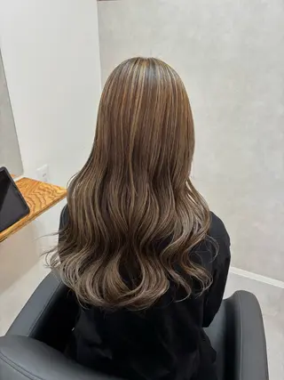 ロング 豊橋ブリーチ/似合わ せカット/SHIHOのヘアスタイル