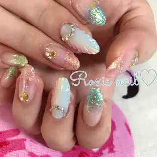 ネイル 後藤 志穂のネイルデザイン