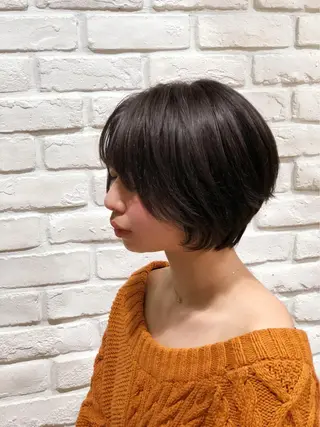 ショート カラー ベージュカラー🧸 伊藤なつみのヘアスタイル