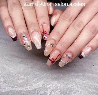 ネイル R inのネイルデザイン