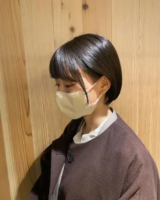 ショート カラー stylist トモヤのヘアスタイル