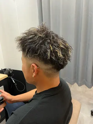 メンズ TELAHAIR 副代表　石川篤史のヘアスタイル