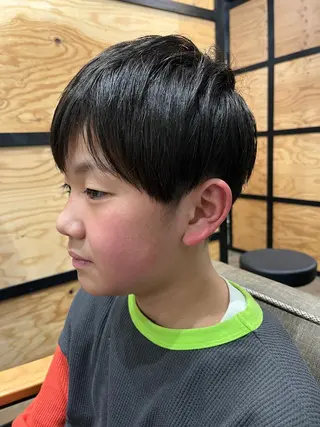 ショート カラー パーマ ヘアアレンジ メンズ キッズ ネイル マツエク・マツパ アイブロウ 久木原 ゆりのヘアスタイル