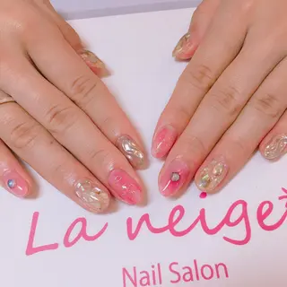 ネイル La neige* yuki 🐩🌙のネイルデザイン