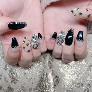 ネイル 個室ネイルサロンDolly Girl〜ドーリーガール〜所属・DollyGirl KYOKOのネイルデザイン