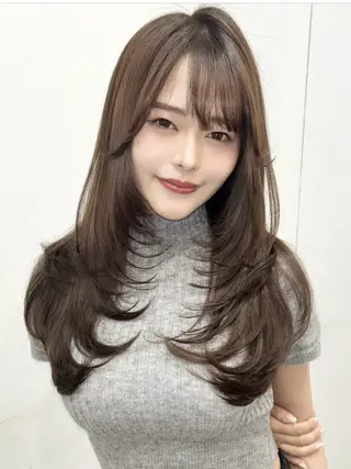ロング カラー ヘアアレンジ vizz by el yts 北谷エクステのヘアスタイル