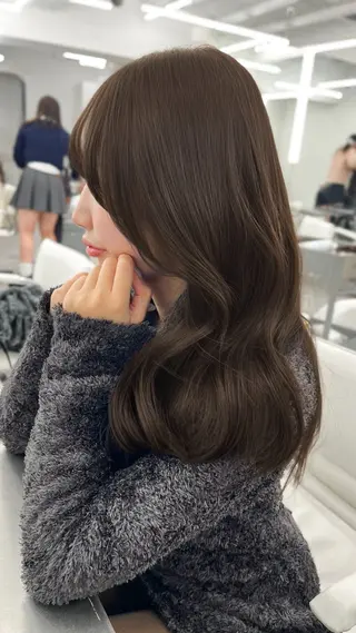 ロング カラー 透明感カラー✨🩵 韓国ヘアkanatoのヘアスタイル