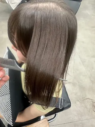 ミディアム IPPO アカデミーのヘアスタイル
