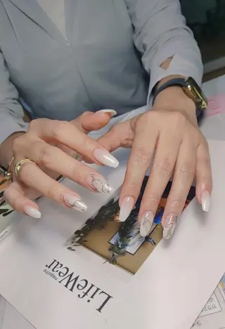 ネイル 横浜市中区曙町 E·U·Bネイルのネイルデザイン