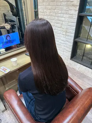 ロング カラー カットパーマ3000 円/水曜日モデルのヘアスタイル