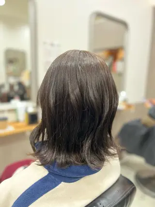 カラー 艶髪🥣透明感カラー 🫧前田奈津実のヘアスタイル