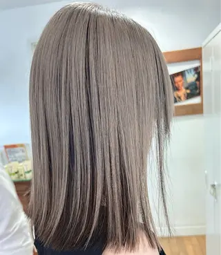 カラー 牛澤 優斗のヘアスタイル