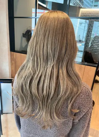 ロング カラー yuuri🎀/大宮 /韓国ヘア/レイヤーのヘアスタイル
