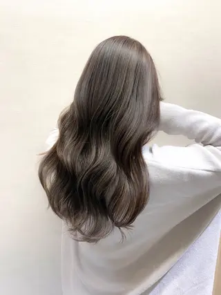 ロング カラー 艶感カラー🫧‪三浦 衣織のヘアスタイル
