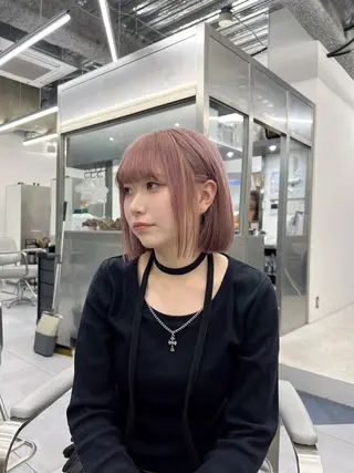 ショート カラー ヘアアレンジ 渋谷のブリーチカラー シェフ🧑‍🍳蓮のヘアスタイル