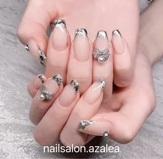 ネイル R inのネイルデザイン