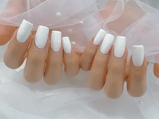 ネイル Regene ARAKIのネイルデザイン