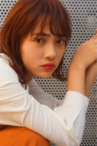 ミディアム カラー パーマ 美艶ボブ 石井一成のヘアスタイル
