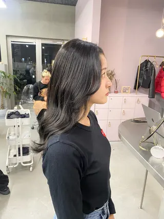 ロング カラー 前橋 姫奈のヘアスタイル