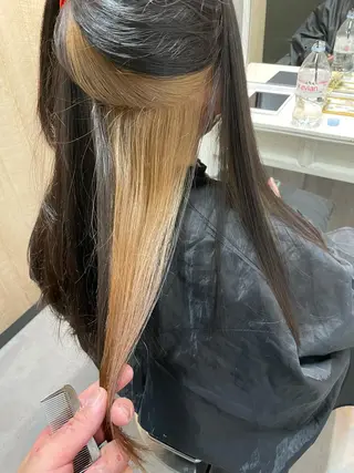 セミロング 断られる髪に答えを ♣️井上秀樹♠️のヘアスタイル