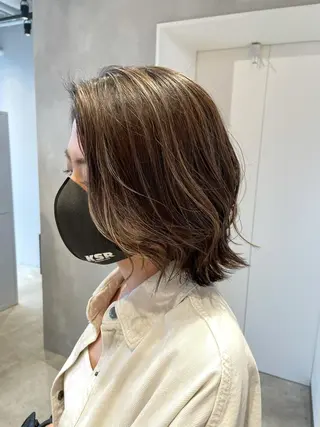 ミディアム カラー ハイトーン×レイヤー ／遠藤将太のヘアスタイル