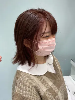 ショート カラー 中川 茜里のヘアスタイル