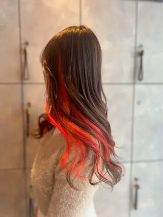 セミロング カラー 🌈インナーカラー ‘ショウマ’🌈のヘアスタイル