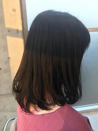 ミディアム カラー 逗子葉山 ナオイカイラのヘアスタイル
