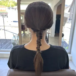 ミディアム 綿貫 美雪のヘアスタイル