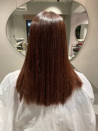 イズミ ナナコのヘアスタイル
