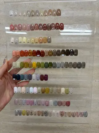 ネイル 𝓨𝓾𝓴𝓲 🫧🌷のネイルデザイン