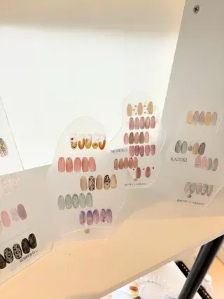 ミディアム はあとねいる 八事店のネイルデザイン