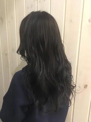 ロング カラー 新中 茉莉香の眉毛・アイブロウイメージ
