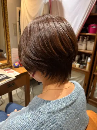 ショート トリコヘアサロン 新井千智のヘアスタイル