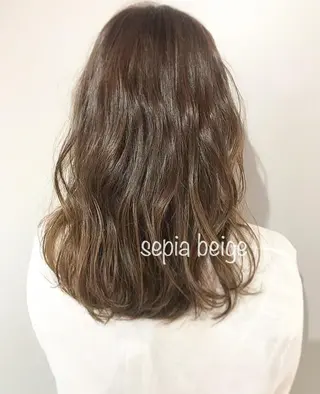 セミロング カラー パーマ ヘアアレンジ RIYA❤︎ Aujuaソムリエのヘアスタイル