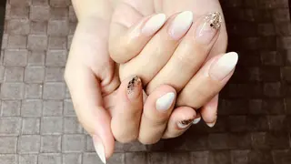 ネイル gorella Ａのネイルデザイン