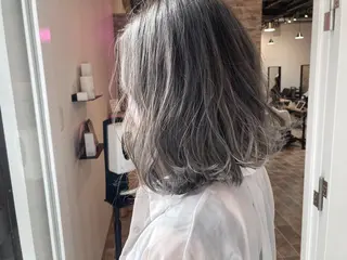 ミディアム カラー ヘアカラー&縮毛矯正 STAR☆RIVERのヘアスタイル