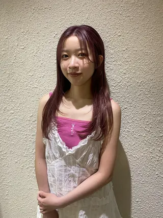 ロング カラー que所属・que/清水 未蘭のヘアスタイル