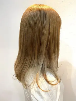 ミディアム カラー 美髪 カラーリストのヘアスタイル